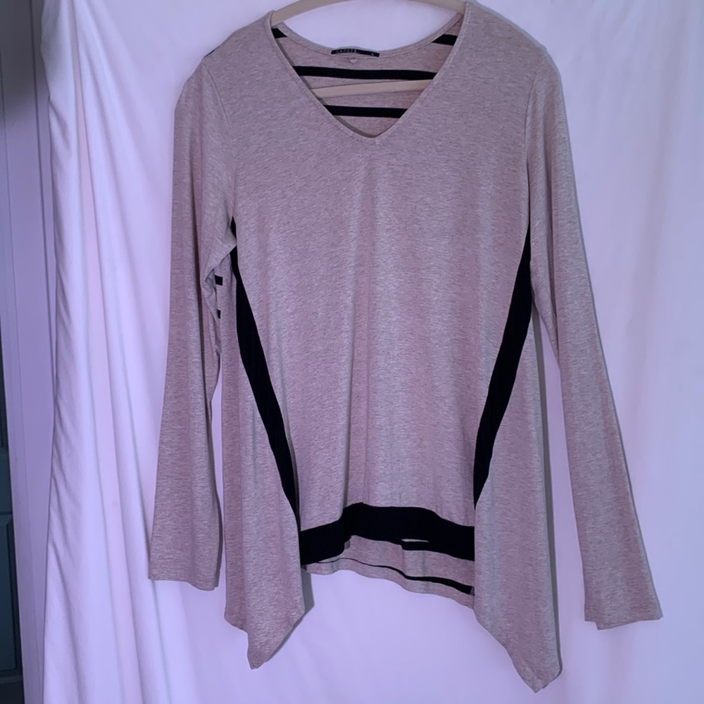 Capote greige knit top L